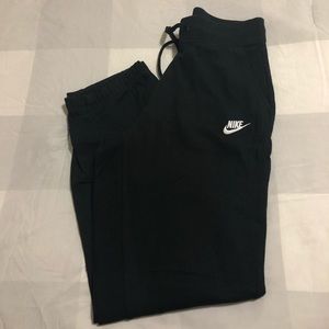 Women Nike Sweatpants